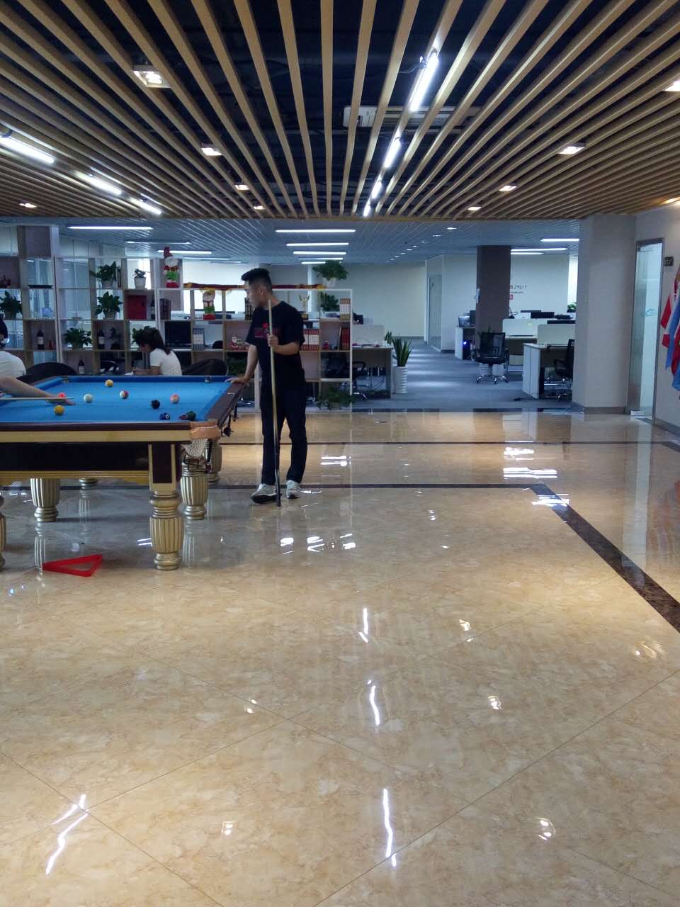 休闲.jpg 休闲.jpg